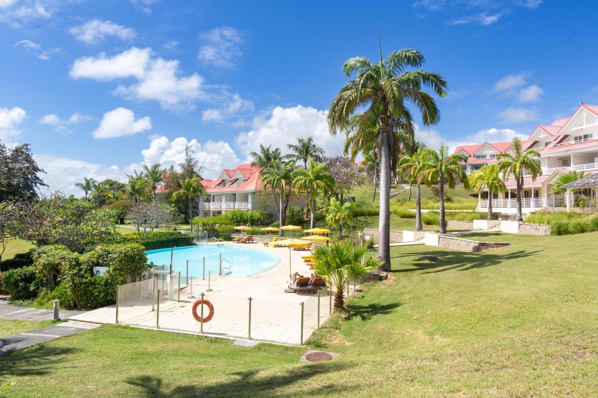Residence Pierre & Vacances Premium Les Tamarins Sainte-Anne  Exterior foto