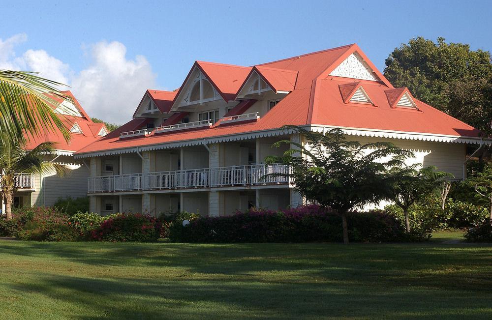 Residence Pierre & Vacances Premium Les Tamarins Sainte-Anne  Exterior foto
